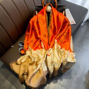 Khăn Lụa Quàng Cổ Tặng Sếp Nữ