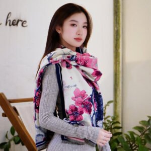 Tặng quà sinh nhật cho vợ với chiếc khăn len Cashmere ấm áp, sang trọng