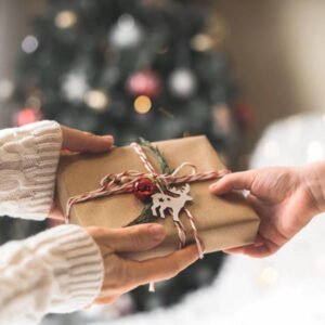 Bộ Sưu Tập 10+ Quà Noel Tặng Bạn Gái Được Yêu Thích Nhất Mùa Lễ Hội