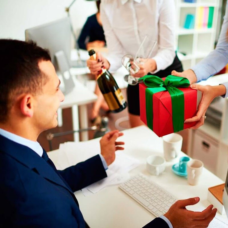 Danh Sách Quà Tết Cho Sếp Giúp Bạn Ghi Điểm Trong Mắt Lãnh Đạo 7 Danh Sách Quà Tết Cho Sếp Giúp Bạn Ghi Điểm Trong Mắt Lãnh Đạo
