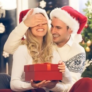 Top 10 Món Quà Noel Vừa Tinh Tế, Vừa Ý Nghĩa Khiến Bạn Gái Cảm Động