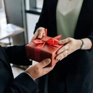 Top 10 Món Quà Tặng Doanh Nghiệp Cao Cấp – Tinh Tế Trong Từng Lựa Chọn