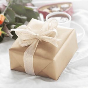 12+ Quà Tặng Khai Trương Cửa Hàng Độc Đáo, Sang Trọng & Ý Nghĩa