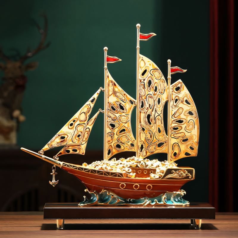 TOP 10 Món Quà Tặng Sếp Nữ Ấn Tượng Và Ý Nghĩa 18 Mô hình thuyền buồm mạ vàng 24k mang ý nghĩa " Thuận Buồm Xuôi Gió"