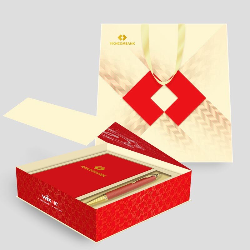 Bộ Quà Tặng Doanh Nghiệp Techcombank Cao Cấp Thiết Kế Theo Yêu Cầu 17 Bộ Quà Tặng Doanh Nghiệp Techcombank Cao Cấp