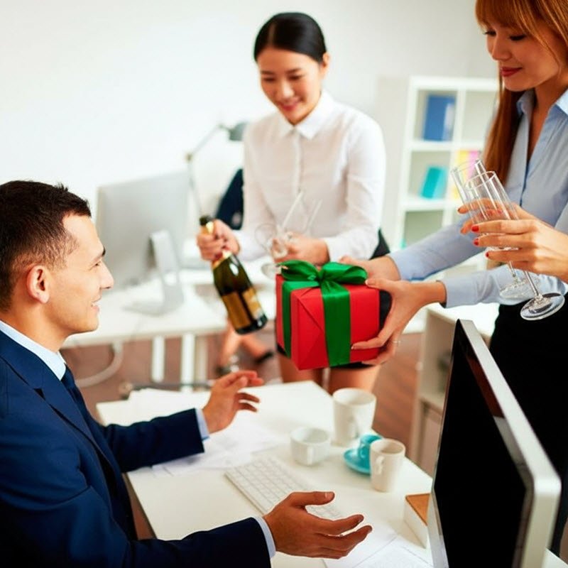 5 Tiêu Chí Tặng Quà Sinh Nhật Cho Nam Chuẩn Ngân Sách