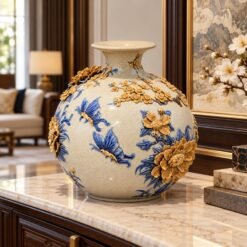 Bình Hút Lộc Công Đào Men Rạn Đắp Nổi 30cm – Vẻ Đẹp Chim Công Hoa Đào, Gửi Trao Lời Chúc Thành Công Và Viên Mãn