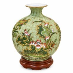 Bình Hút Lộc Vẽ Vàng Chim Khổng Tước Khắc Nổi Cao 35cm – Khổng Tước Khai Phú Quý, Phù Dung Đón Cát Tường, Tài Lộc Hưng Vượng