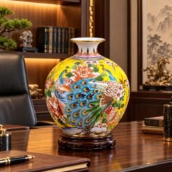 Bình Tài Lộc Công Đào Bát Tràng Vẽ Vàng 24K – Điểm Nhấn Nghệ Thuật Cho Phòng Khách, Món Quà Tân Gia Và Khai Trương Gửi Gắm Lời Chúc Phú Quý