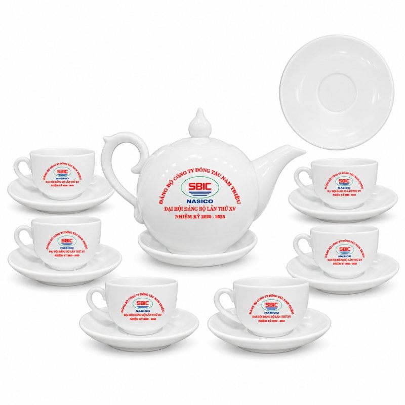Bộ Ấm Chén Bát Tràng Quà Tặng Đại Hội Đảng – Trọn Bộ Sứ Trắng Cao Cấp, Tô Điểm Không Gian Tiếp Khách Và Lưu Giữ Kỷ Niệm Đáng Trân Trọng