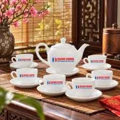 Bộ Ấm Chén In Logo Quà Tết Cho Nhân Viên – Trọn Bộ Sứ Bát Tràng Cao Cấp, Tinh Tế Trong Tiếp Khách Và Ấm Áp Mỗi Dịp Đoàn Viên