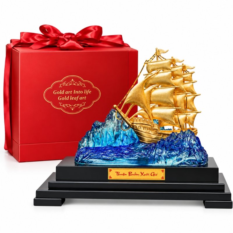 Mô Hình Thuyền Dát Vàng 24K – Trưng Bày Tinh Tế, Biểu Tượng Hành Trình Vươn Xa, Quà Tặng Trang Trọng